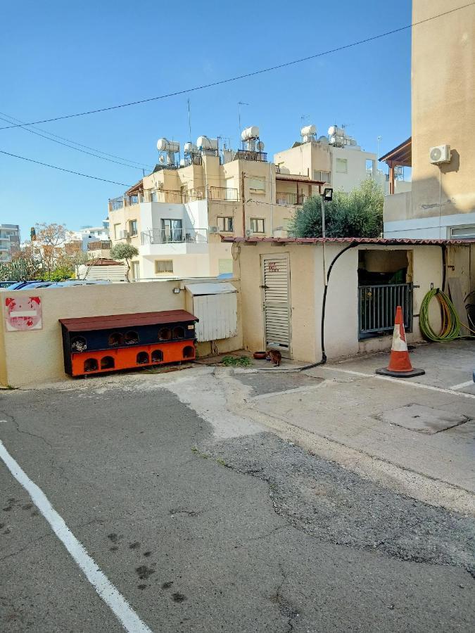 Mikis'S Seagate Studio Aprt. Larnaca Exterior foto