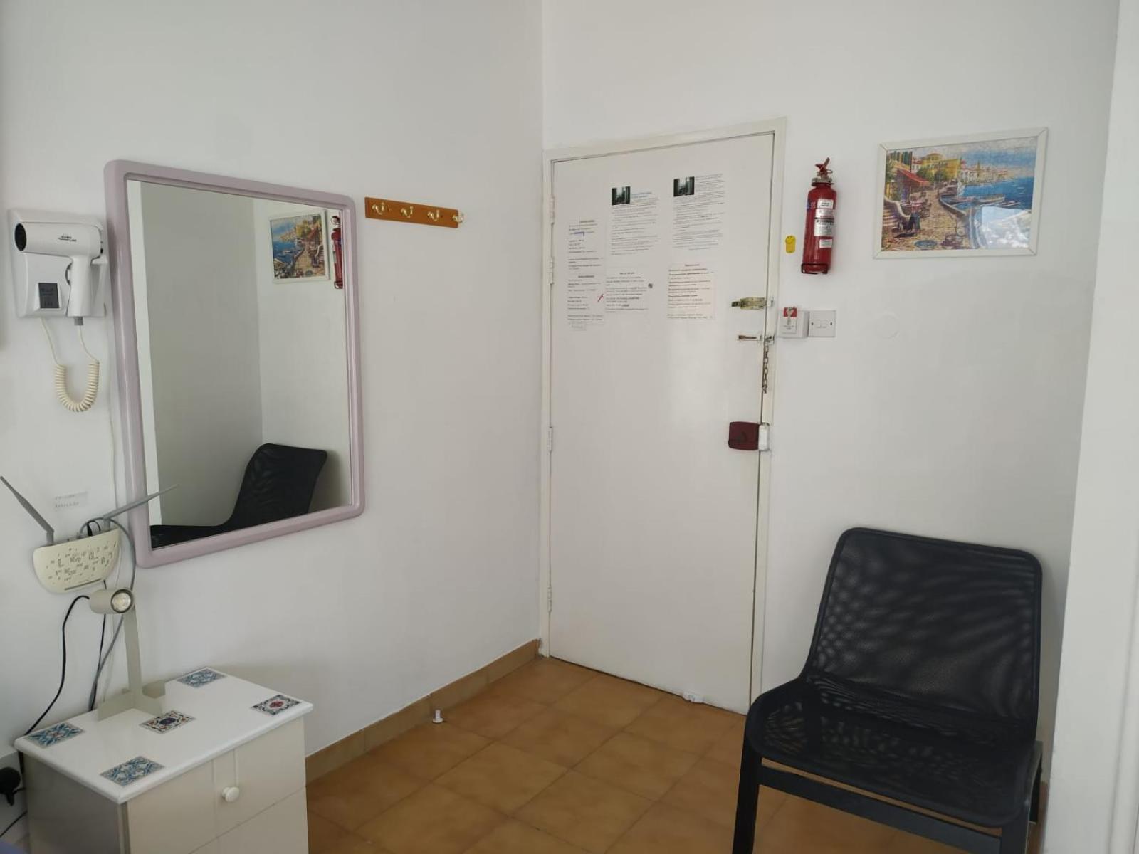 Mikis'S Seagate Studio Aprt. Larnaca Exterior foto