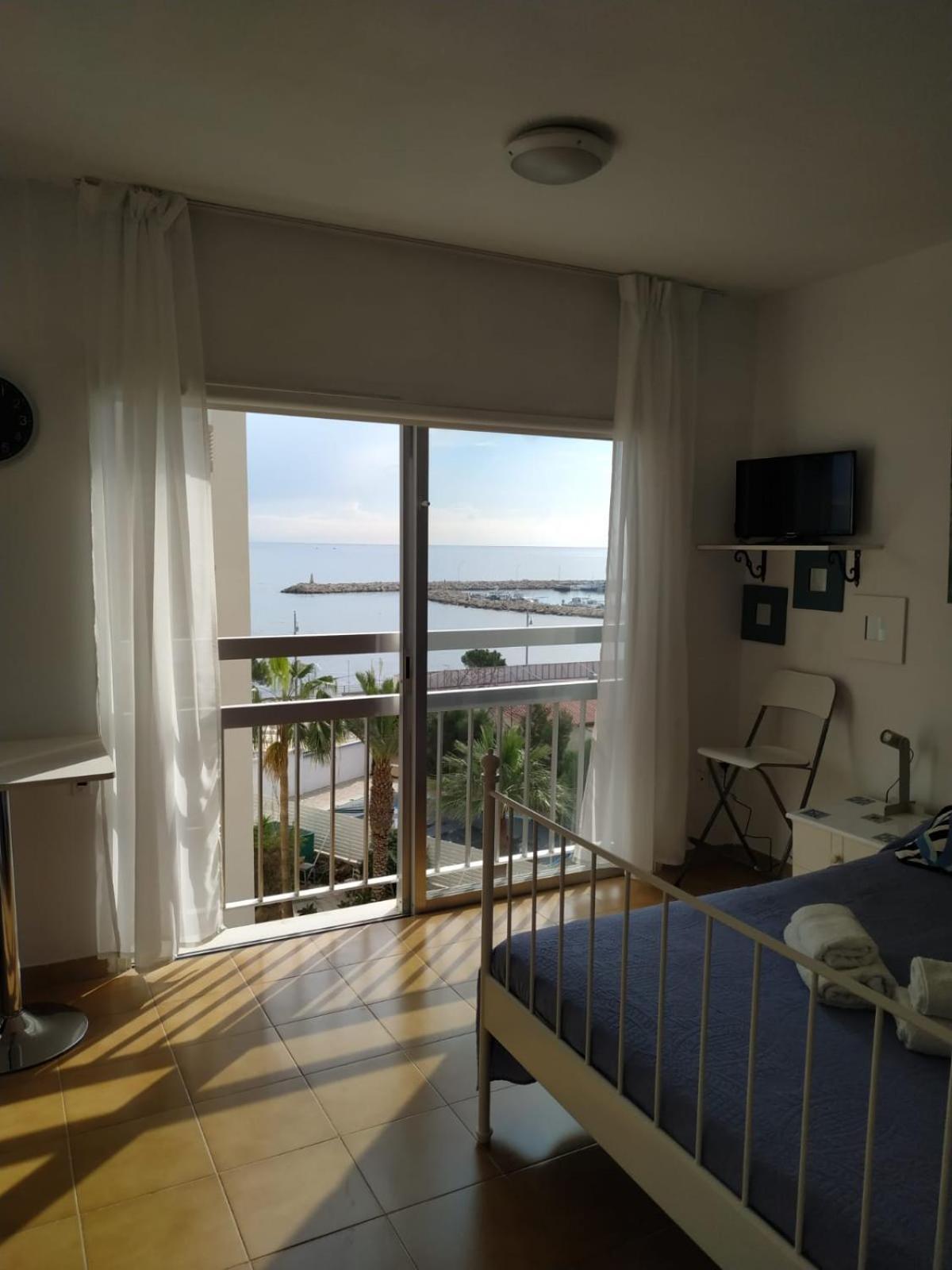 Mikis'S Seagate Studio Aprt. Larnaca Exterior foto