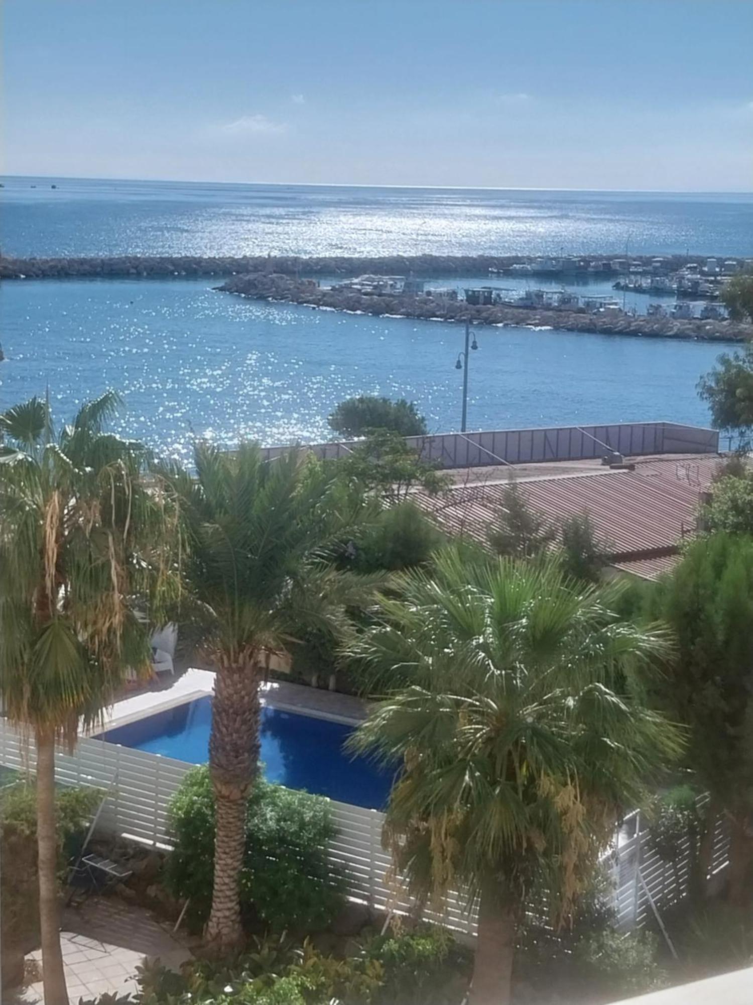 Mikis'S Seagate Studio Aprt. Larnaca Exterior foto